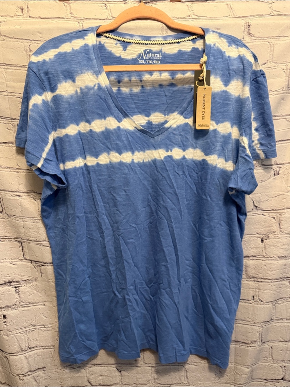 Natural Reflections Blue and White Tie-Dye V-Neck Short Sleeve Tee